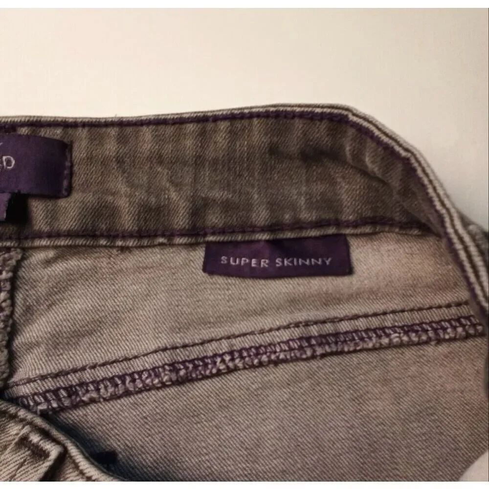 NYDJ Jeans Size 4 Super Skinny Mid Rise Gray Color Classic Stretch Casual - Picture 6 of 10